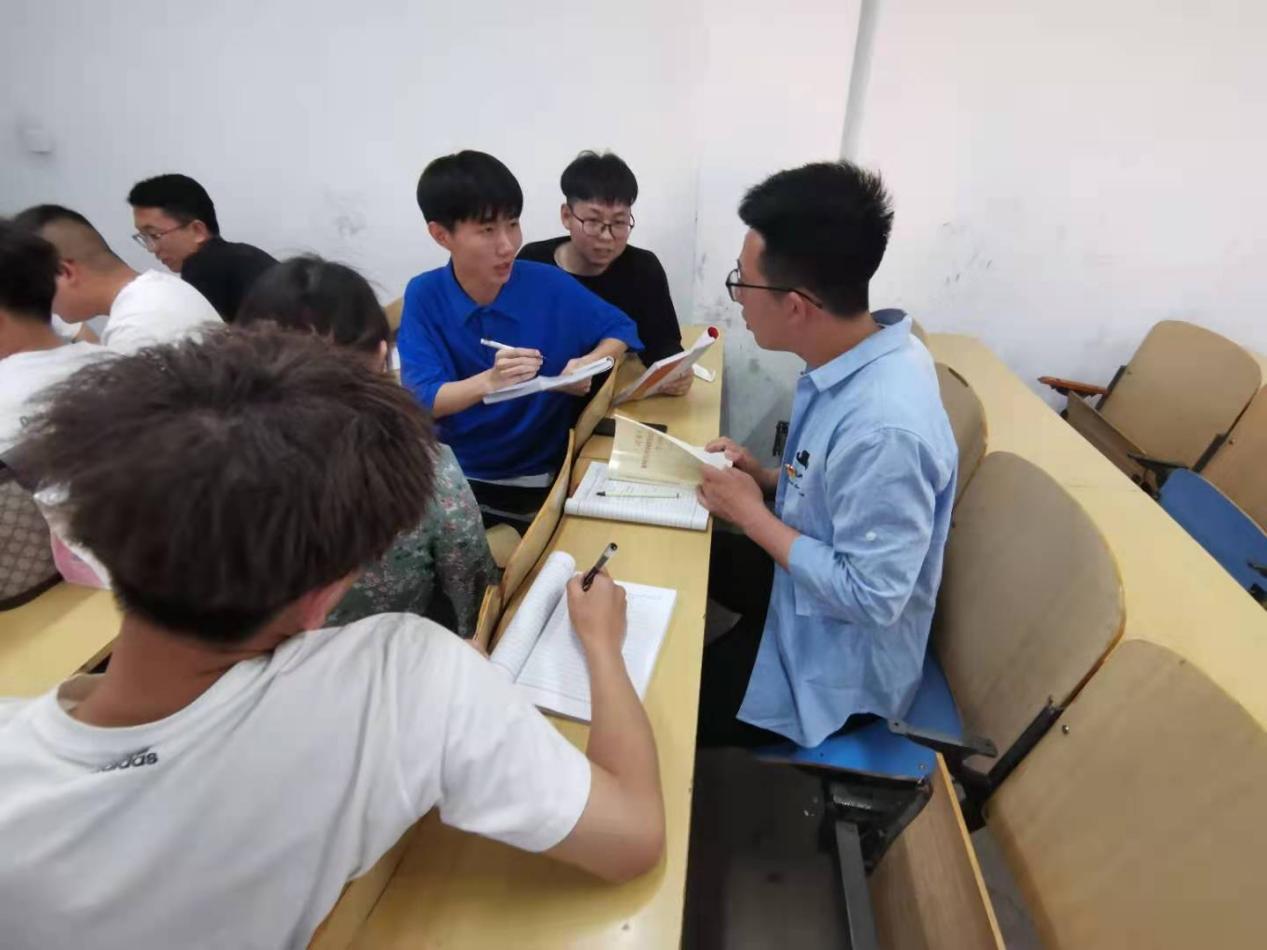 说明: 说明: 1f2d1b11ce3a7204a82b9f041e68509